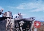 Standbild 81 mm Mörtel Vietnam, 1968, aus Sekunde 35 historischem Filmmaterial Videoclip 65675026553