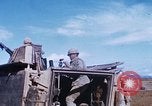 Standbild 81 mm Mörtel Vietnam, 1968, aus Sekunde 38 historischem Filmmaterial Videoclip 65675026553