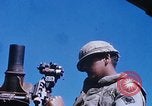 Standbild 81 mm Mörtel Vietnam, 1968, aus Sekunde 45 historischem Filmmaterial Videoclip 65675026553