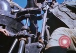 Standbild 81 mm Mörtel Vietnam, 1968, aus Sekunde 54 historischem Filmmaterial Videoclip 65675026553