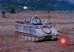 Standbild 81 mm Mörtel Vietnam, 1968, aus Sekunde 35 historischem Filmmaterial Videoclip 65675026554