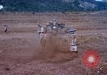 Standbild 81 mm Mörtel Vietnam, 1968, aus Sekunde 40 historischem Filmmaterial Videoclip 65675026554