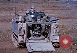 Standbild 81 mm Mörtel Vietnam, 1968, aus Sekunde 51 historischem Filmmaterial Videoclip 65675026554