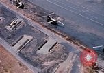 Standbild 147th Aviation Company Vung Tau Vietnam, 1970, aus Sekunde 24 historischem Filmmaterial Videoclip 65675026555