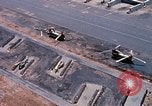 Standbild 147th Aviation Company Vung Tau Vietnam, 1970, aus Sekunde 27 historischem Filmmaterial Videoclip 65675026555