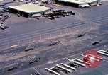 Standbild 147th Aviation Company Vung Tau Vietnam, 1970, aus Sekunde 33 historischem Filmmaterial Videoclip 65675026555