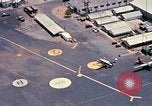 Standbild 147th Aviation Company Vung Tau Vietnam, 1970, aus Sekunde 45 historischem Filmmaterial Videoclip 65675026555