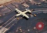 Standbild 147th Aviation Company Vung Tau Vietnam, 1970, aus Sekunde 56 historischem Filmmaterial Videoclip 65675026555