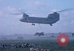 Standbild 147th Aviation Company Vung Tau Vietnam, 1970, aus Sekunde 31 historischem Filmmaterial Videoclip 65675026556