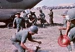 Standbild 147th Aviation Company Vung Tau Vietnam, 1970, aus Sekunde 62 historischem Filmmaterial Videoclip 65675026556