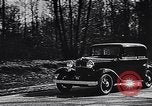 Standbild Autos von Ford Michigan United States USA, 1935, aus Sekunde 28 historischem Filmmaterial Videoclip 65675026575