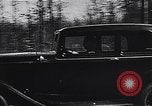 Standbild Autos von Ford Michigan United States USA, 1935, aus Sekunde 30 historischem Filmmaterial Videoclip 65675026575