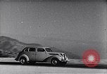 Standbild Autos von Ford Michigan United States USA, 1935, aus Sekunde 16 historischem Filmmaterial Videoclip 65675026576