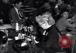 Immagine di Audizione HUAC Washington DC USA, 1947, secondo 54 filmato di repertorio 65675026587