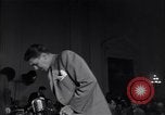 Image HUAC audience Washington DC USA, 1947, de la seconde 14 séquences d'archives historiques vidéo 65675026590