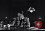 Image HUAC audience Washington DC USA, 1947, de la seconde 27 séquences d'archives historiques vidéo 65675026590