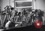 Immagine di Audizione HUAC Washington DC USA, 1947, secondo 7 filmato di repertorio 65675026591