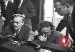 Immagine di Audizione HUAC Washington DC USA, 1947, secondo 25 filmato di repertorio 65675026591