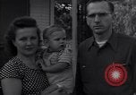 Standbild Familie United States USA, 1945, aus Sekunde 12 historischem Filmmaterial Videoclip 65675026595