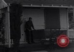 Standbild Familie United States USA, 1945, aus Sekunde 17 historischem Filmmaterial Videoclip 65675026595