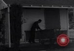 Standbild Familie United States USA, 1945, aus Sekunde 20 historischem Filmmaterial Videoclip 65675026595