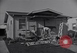 Immagine di Danni alla casa United States USA, 1947, secondo 8 filmato di repertorio 65675026597