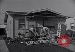 Immagine di Danni alla casa United States USA, 1947, secondo 10 filmato di repertorio 65675026597