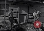 Immagine di Danni alla casa United States USA, 1947, secondo 19 filmato di repertorio 65675026597