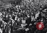 Image rite religieux annuel Brugge Belgique, 1931, de la seconde 51 séquences d'archives historiques vidéo 65675026601