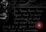 Image Les garçons de ferme du Texas d' agriculture dans d'autres états United States USA, 1920, de la seconde 19 séquences d'archives historiques vidéo 65675026607