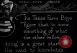 Image Les garçons de ferme du Texas d' agriculture dans d'autres états United States USA, 1920, de la seconde 21 séquences d'archives historiques vidéo 65675026607
