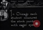 Image Les garçons de ferme Texas Stockyards Chicago visite United States USA, 1920, de la seconde 10 séquences d'archives historiques vidéo 65675026609