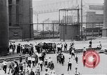 Image Les garçons de ferme Texas Stockyards Chicago visite United States USA, 1920, de la seconde 52 séquences d'archives historiques vidéo 65675026609