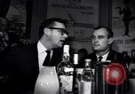 Immagine di Whisky a go go dancing West Hollywood California USA, 1965, secondo 20 filmato di repertorio 65675026615