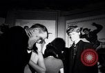 Immagine di Whisky a go go dancing West Hollywood California USA, 1965, secondo 33 filmato di repertorio 65675026615