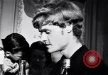 Immagine di Whisky a go go dancing West Hollywood California USA, 1965, secondo 55 filmato di repertorio 65675026615