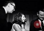 Immagine di Whisky a Go Go night club a metà degli anni sessanta West Hollywood California USA, 1965, secondo 32 filmato di repertorio 65675026616