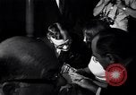 Immagine di Whisky a Go Go night club a metà degli anni sessanta West Hollywood California USA, 1965, secondo 49 filmato di repertorio 65675026616