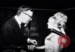 Immagine di Whisky a Go Go night club a metà degli anni sessanta West Hollywood California USA, 1965, secondo 61 filmato di repertorio 65675026616