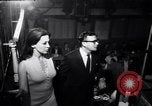 Immagine di Whisky a Go Go club West Hollywood California USA, 1965, secondo 26 filmato di repertorio 65675026617