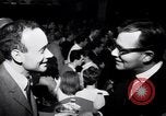 Immagine di Whisky a Go Go night club scene West Hollywood California USA, 1965, secondo 14 filmato di repertorio 65675026618