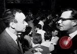 Immagine di Whisky a Go Go night club scene West Hollywood California USA, 1965, secondo 19 filmato di repertorio 65675026618
