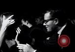 Immagine di Whisky a Go Go night club scene West Hollywood California USA, 1965, secondo 36 filmato di repertorio 65675026618