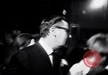 Immagine di Whisky a Go Go night club scene West Hollywood California USA, 1965, secondo 44 filmato di repertorio 65675026618