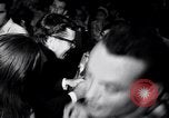 Immagine di Whisky a Go Go night club scene West Hollywood California USA, 1965, secondo 53 filmato di repertorio 65675026618