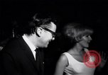 Immagine di Anni sessanta Whisky a Go Go night club scene West Hollywood California USA, 1965, secondo 25 filmato di repertorio 65675026619