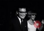 Immagine di Anni sessanta Whisky a Go Go night club scene West Hollywood California USA, 1965, secondo 29 filmato di repertorio 65675026619