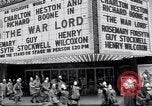 Immagine di Prima mondiale del film Il Signore della Guerra Detroit Michigan, 1965, secondo 4 filmato di repertorio 65675026620