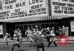 Immagine di Prima mondiale del film Il Signore della Guerra Detroit Michigan, 1965, secondo 6 filmato di repertorio 65675026620