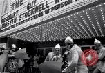 Immagine di Prima mondiale del film Il Signore della Guerra Detroit Michigan, 1965, secondo 10 filmato di repertorio 65675026620